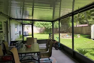 1431 SE 42nd Pl, Gainesville, FL 32641 - Photo 7