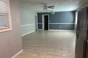 1431 SE 42nd Pl, Gainesville, FL 32641 - Photo 3