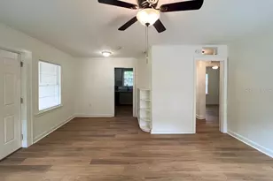 1122 NW 4th Ave, Gainesville, FL 32601 - Photo 3