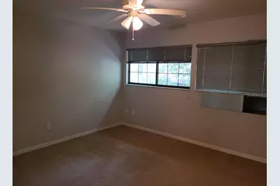 843 SW 56th Terrace, Gainesville, FL 32607 - Photo 7