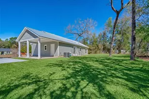 484 SE 44th St, Keystone Heights, FL 32656 - Photo 3