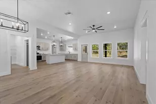 9140 Dorie Dr, Fanning Springs, FL 32693 - Photo 9