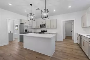 9140 Dorie Dr, Fanning Springs, FL 32693 - Photo 13