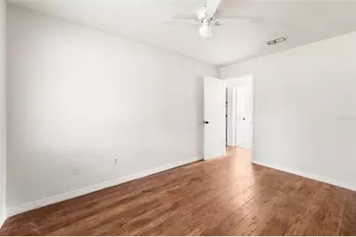 1911 SE 14th Avenue, Gainesville, FL 32641 - Photo 11