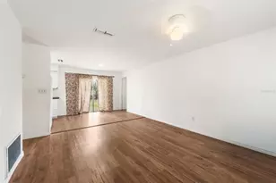 1911 SE 14th Ave, Gainesville, FL 32641 - Photo 3