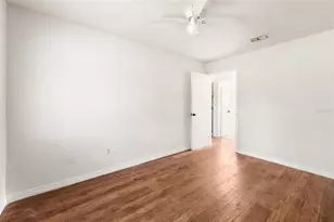 1911 SE 14th Ave, Gainesville, FL 32641 - Photo 19
