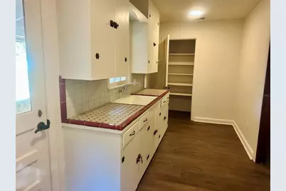 228 NW 4th Avenue, Gainesville, FL 32601 - Photo 9