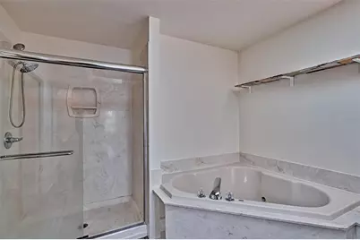 10605 NW 32nd Place, Gainesville, FL 32606 - Photo 15