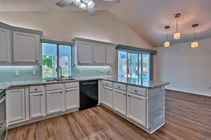 10605 NW 32nd Pl, Gainesville, FL 32606 - Photo 11