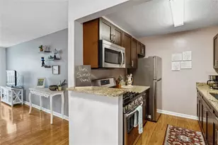 1700 SW 16th Ct, Gainesville, FL 32608 - Photo 7