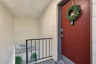 1700 SW 16th Ct, Gainesville, FL 32608 - Photo 3