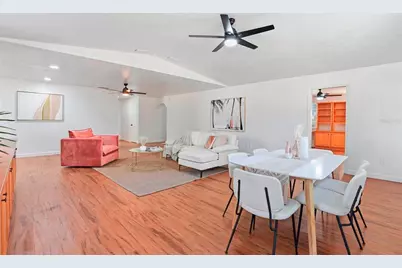 10002 NW 6th Place, Gainesville, FL 32607 - Photo 9