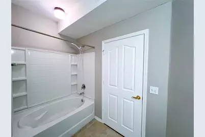 2211 NW 16th Terrace #2211, Gainesville, FL 32605 - Photo 9