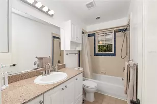 929 NE 7th Ave, Gainesville, FL 32601 - Photo 17