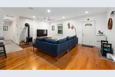 929 NE 7th Avenue, Gainesville, FL 32601 - Photo 7