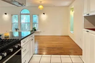 929 NE 7th Ave, Gainesville, FL 32601 - Photo 9