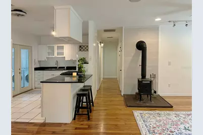 929 NE 7th Avenue, Gainesville, FL 32601 - Photo 11