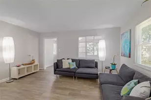 1435 NW 7th Ave, Gainesville, FL 32603 - Photo 7