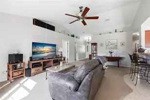 276 SW Holly Gln, Lake City, FL 32024 - Photo 5