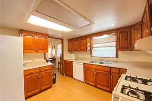 15213 NW 31st Terrace, Gainesville, FL 32609 - Photo 5