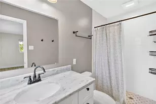 3321 NW 28th Pl, Gainesville, FL 32605 - Photo 19