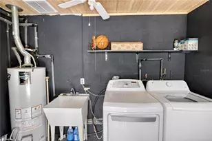 3321 NW 28th Pl, Gainesville, FL 32605 - Photo 29