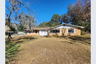 310 NE 7th Avenue, Chiefland, FL 32626 - Photo 1