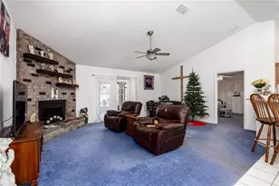 327 SW Timuqua Terrace, Fort White, FL 32038 - Photo 5