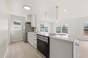 1615 SE 15th Ave, Gainesville, FL 32641 - Photo 3