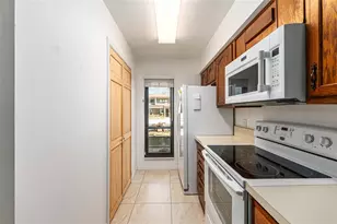 2740 NW 39th Dr, Gainesville, FL 32606 - Photo 19