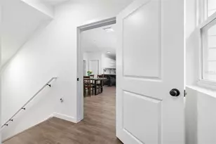 1581 NW 29 Rd, Gainesville, FL 32605 - Photo 5