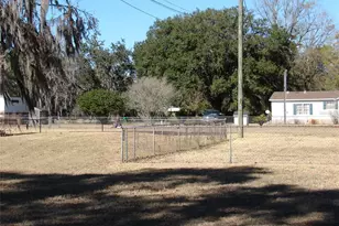 8551 Oglesby Ave, Jacksonville, FL 32220 - Photo 19