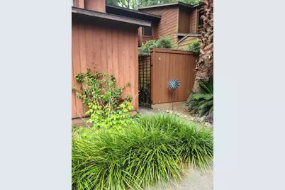 900 SW 62nd Boulevard #B8, Gainesville, FL 32607 - Photo 1