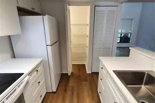 5823 SW 9th Pl, Gainesville, FL 32605 - Photo 19