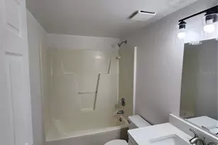 5823 SW 9th Pl, Gainesville, FL 32605 - Photo 11