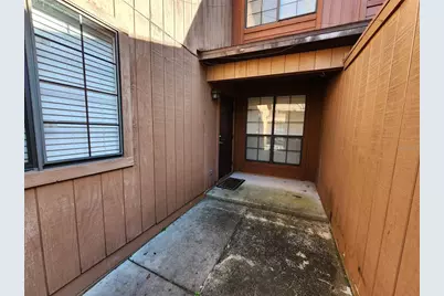 5823 SW 9 Place #H55, Gainesville, FL 32605 - Photo 3