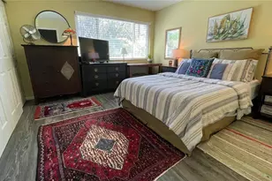 2708 SW 14th Dr, Gainesville, FL 32608 - Photo 19