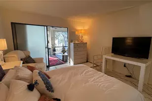 2708 SW 14th Dr, Gainesville, FL 32608 - Photo 13