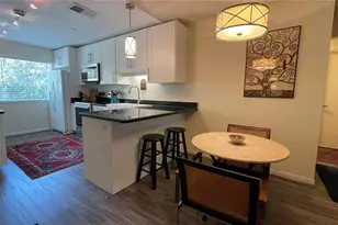 2708 SW 14th Dr, Gainesville, FL 32608 - Photo 9