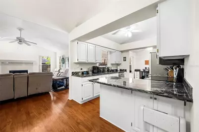 11409 NW 8th Place, Gainesville, FL 32606 - Photo 9