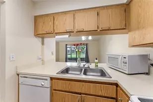 2635 SW 35 Pl, Gainesville, FL 32608 - Photo 3