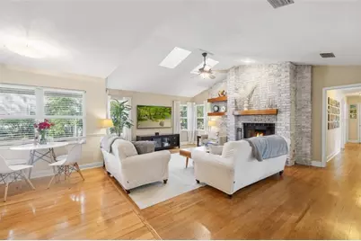 2334 NW 15th Place, Gainesville, FL 32605 - Photo 5