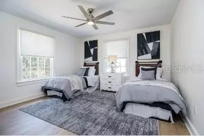 919 SW 6th Avenue, Gainesville, FL 32601 - Photo 9