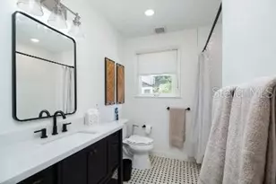 919 SW 6th Ave, Gainesville, FL 32601 - Photo 11