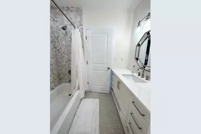 919 SW 6th Avenue, Gainesville, FL 32601 - Photo 13