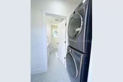 919 SW 6th Avenue, Gainesville, FL 32601 - Photo 15