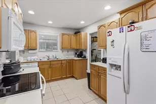 24055 NW 176th Ave, High Springs, FL 32643 - Photo 9