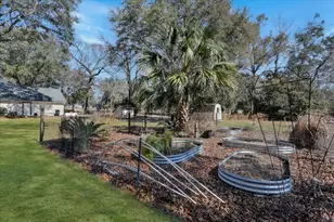 422 SW Magnolia Ln, Fort White, FL 32038 - Photo 7