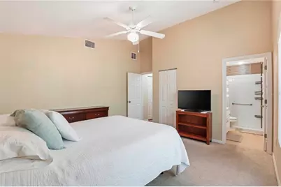 2016 NW 50th Place, Gainesville, FL 32605 - Photo 11