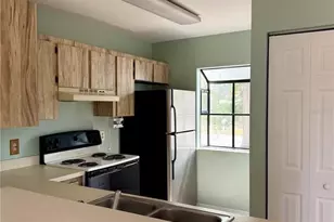 6264 SW 8th Pl, Gainesville, FL 32607 - Photo 5